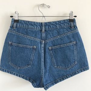 H&M Shorts - H&M x Coachella High-Rise Embroidered Shorts 4 H&M Shorts - H&M x Coachella High-Rise Embroidered Shorts 4